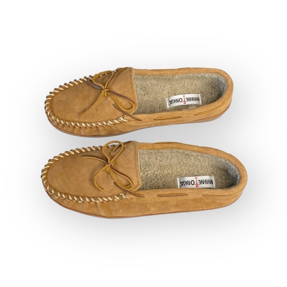 new Minnetonka ✦ Hardsole Suede Fur Lined Mocassin Slip On Loafer ✦ Brown 12 - Picture 9 of 16